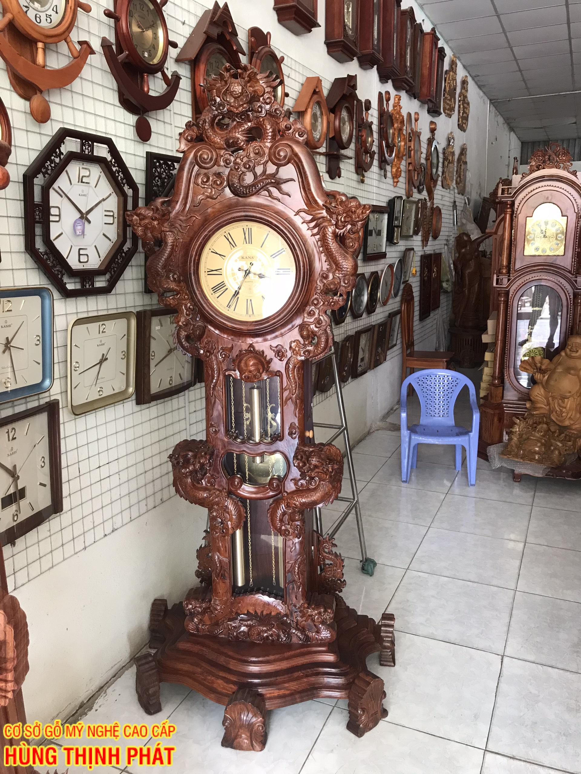 đồng hồ gỗ cẩm lai kiểu rồng