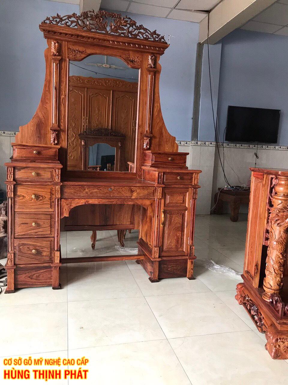 bàn trang điểm gỗ cẩm lai