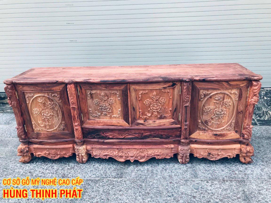 KỆ TI VI GỖ CẨM LAI MẪU HOA HỒNG KTV 002