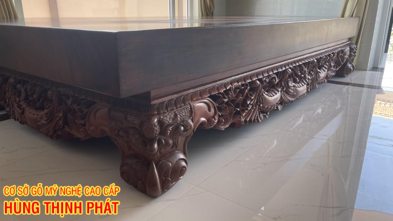 Chân Chiếu Ngựa Gỗ Cẩm Hồng