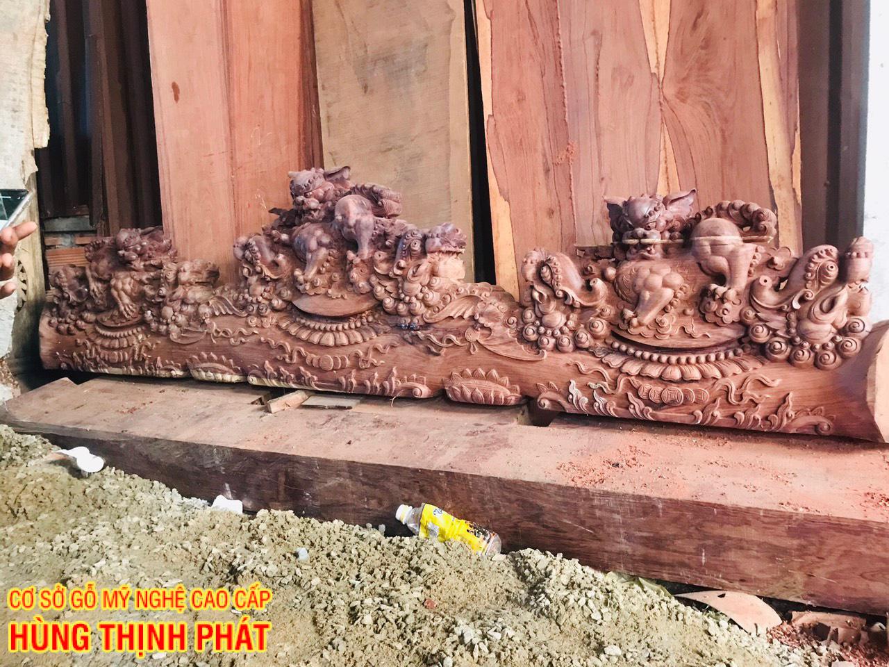 hình ảnh chi tiết con Nghê được đục thủ công