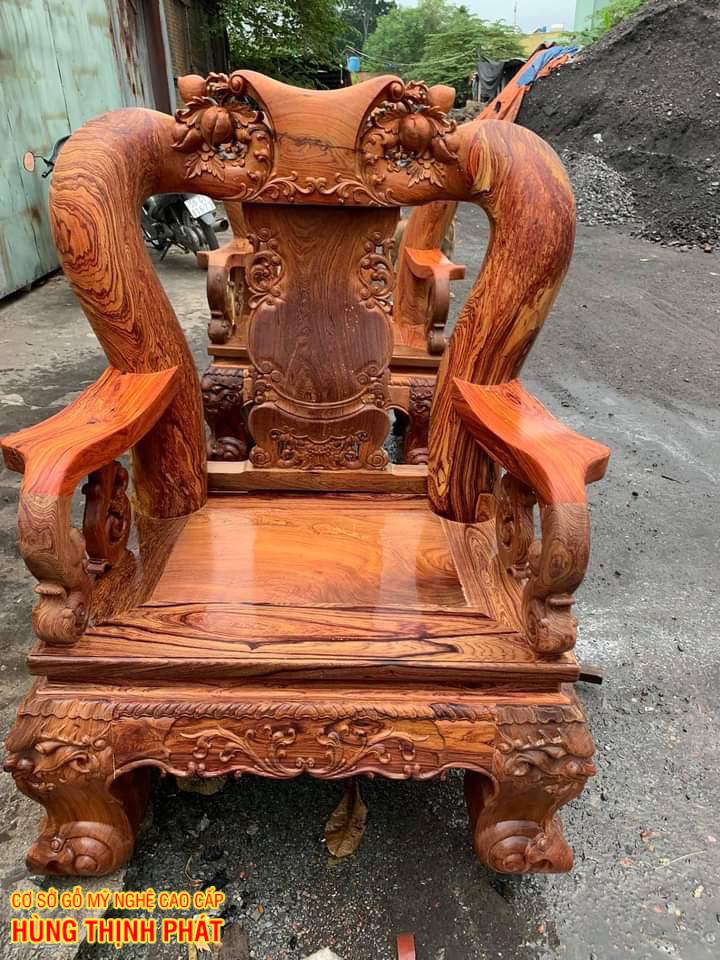 BỘ BÀN GHẾ TRIỆN QUỐC ĐÀO GỖ CẨM LAI TAY 16 10 MÓN