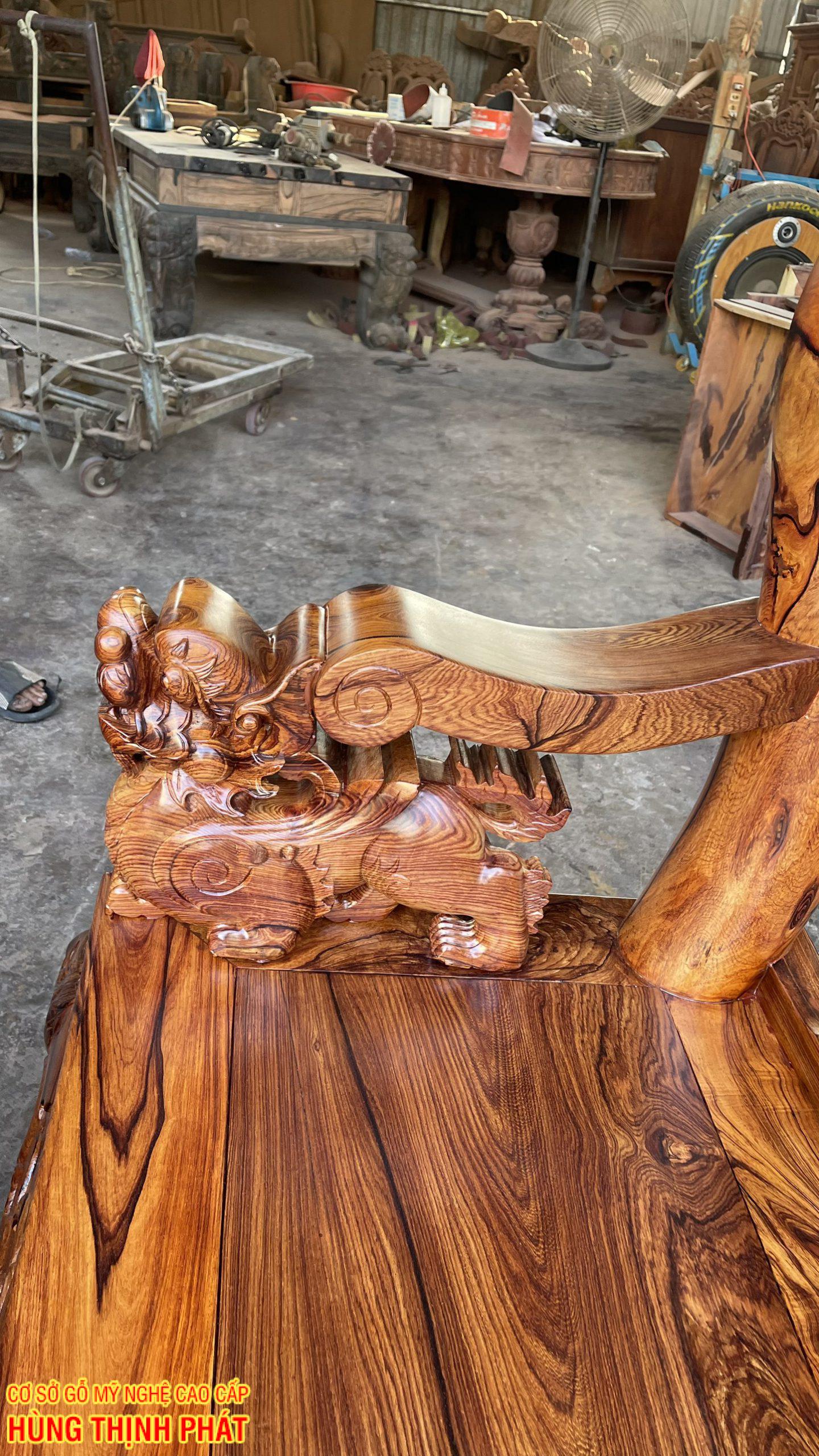 BỘ BÀN GHẾ GỖ CẨM LAI SIÊU VIP