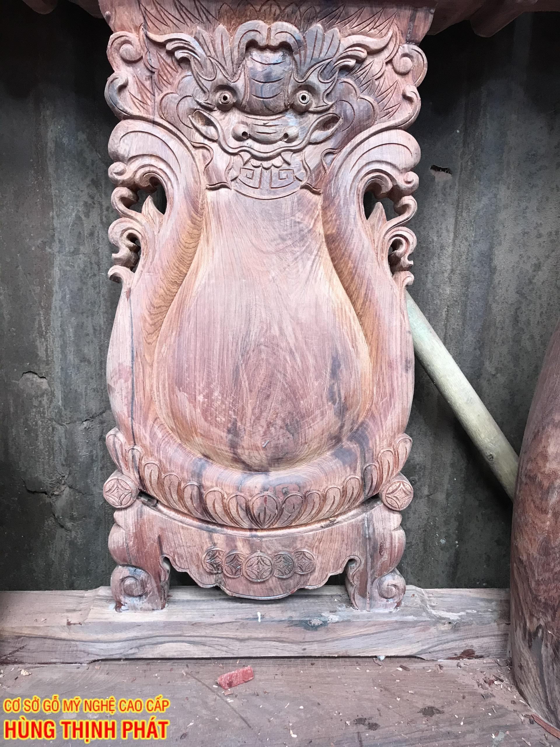 BỘ BÀN GHẾ PHÒNG KHÁCH GỖ CẨM LAI TAY 14 ĐỤC NGHÊ ĐỈNH