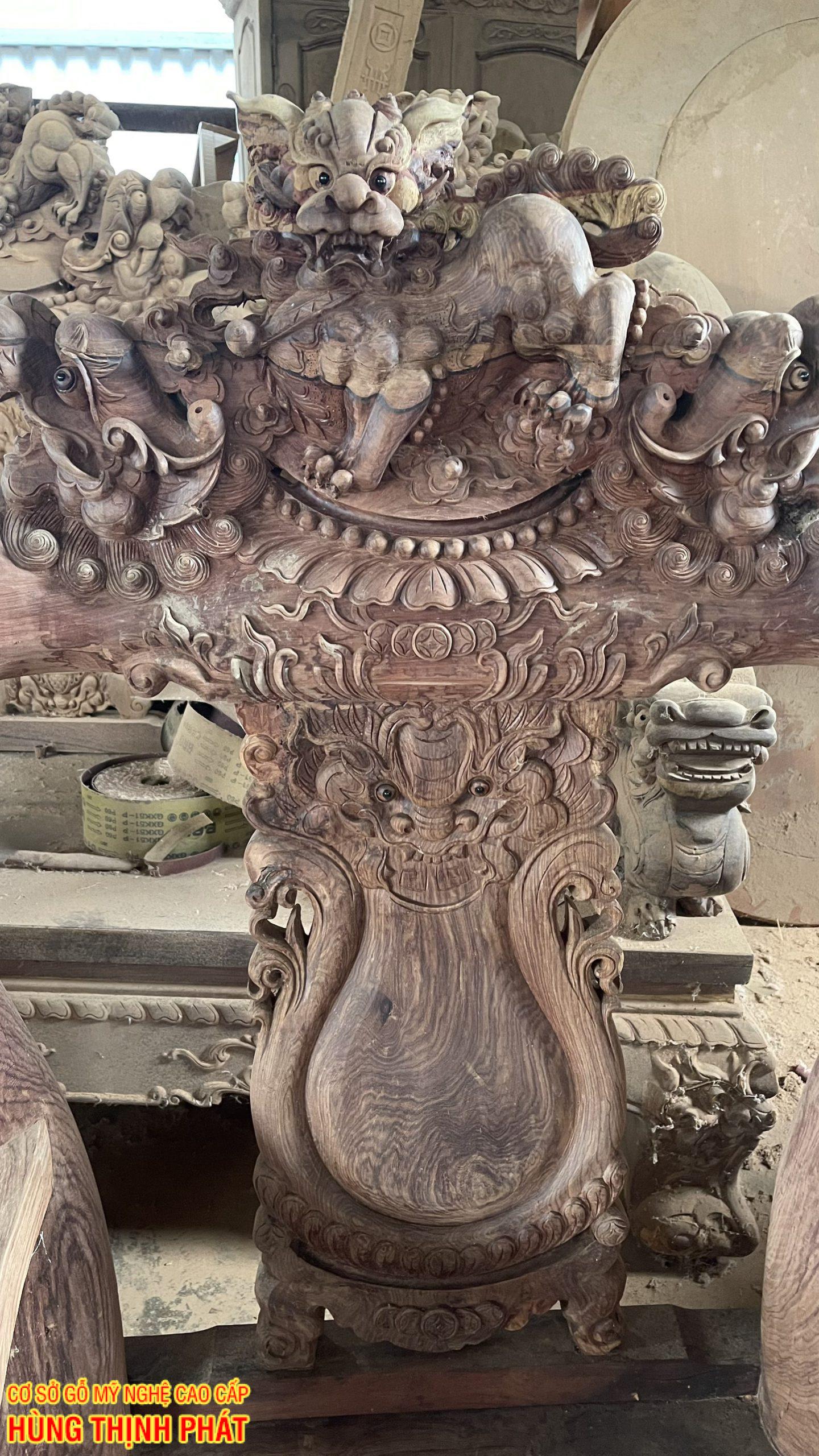 BỘ BÀN GHẾ PHÒNG KHÁCH GỖ CẨM LAI TAY 14 ĐỤC NGHÊ ĐỈNH