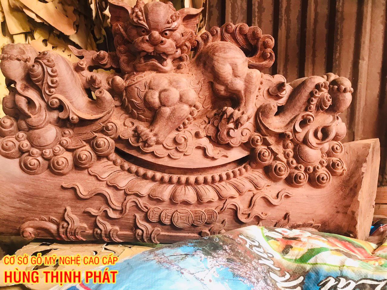 BỘ BÀN GHẾ PHÒNG KHÁCH GỖ CẨM LAI TAY 14 ĐỤC NGHÊ ĐỈNH