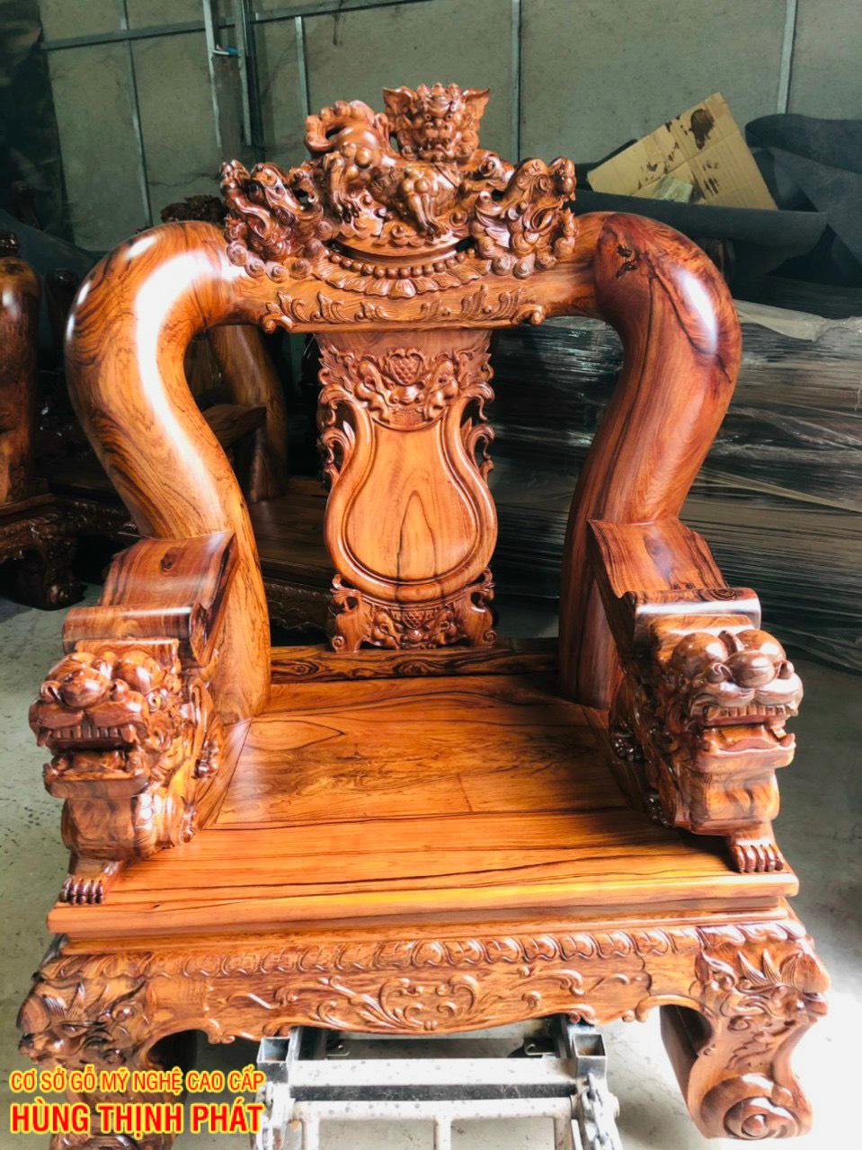 BÀN GHẾ PHÒNG KHÁCH GỖ CẨM LAI TAY 20 HÀNG ĐỘC