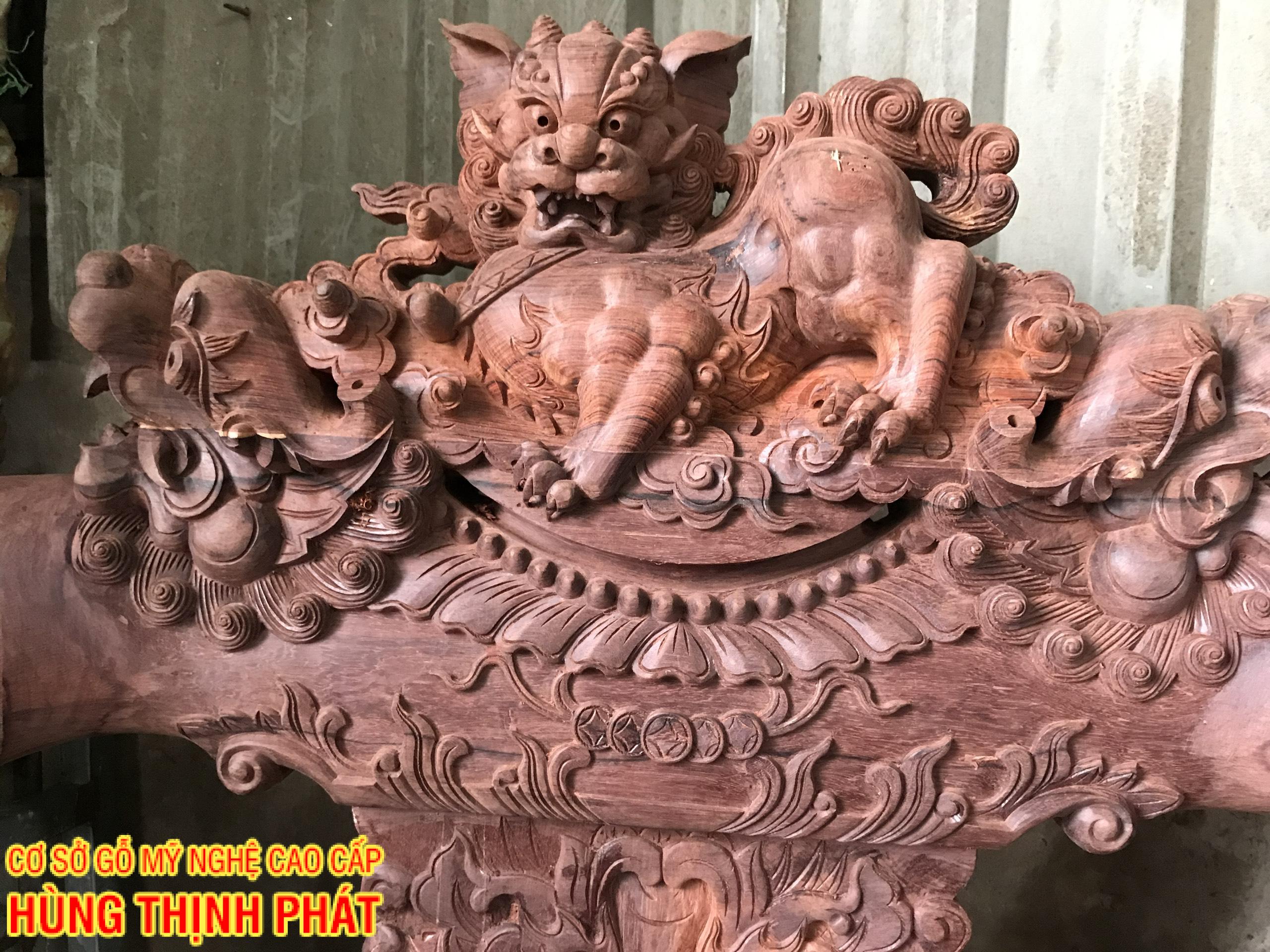 BỘ BÀN GHẾ PHÒNG KHÁCH GỖ CẨM LAI TAY 14 ĐỤC NGHÊ ĐỈNH