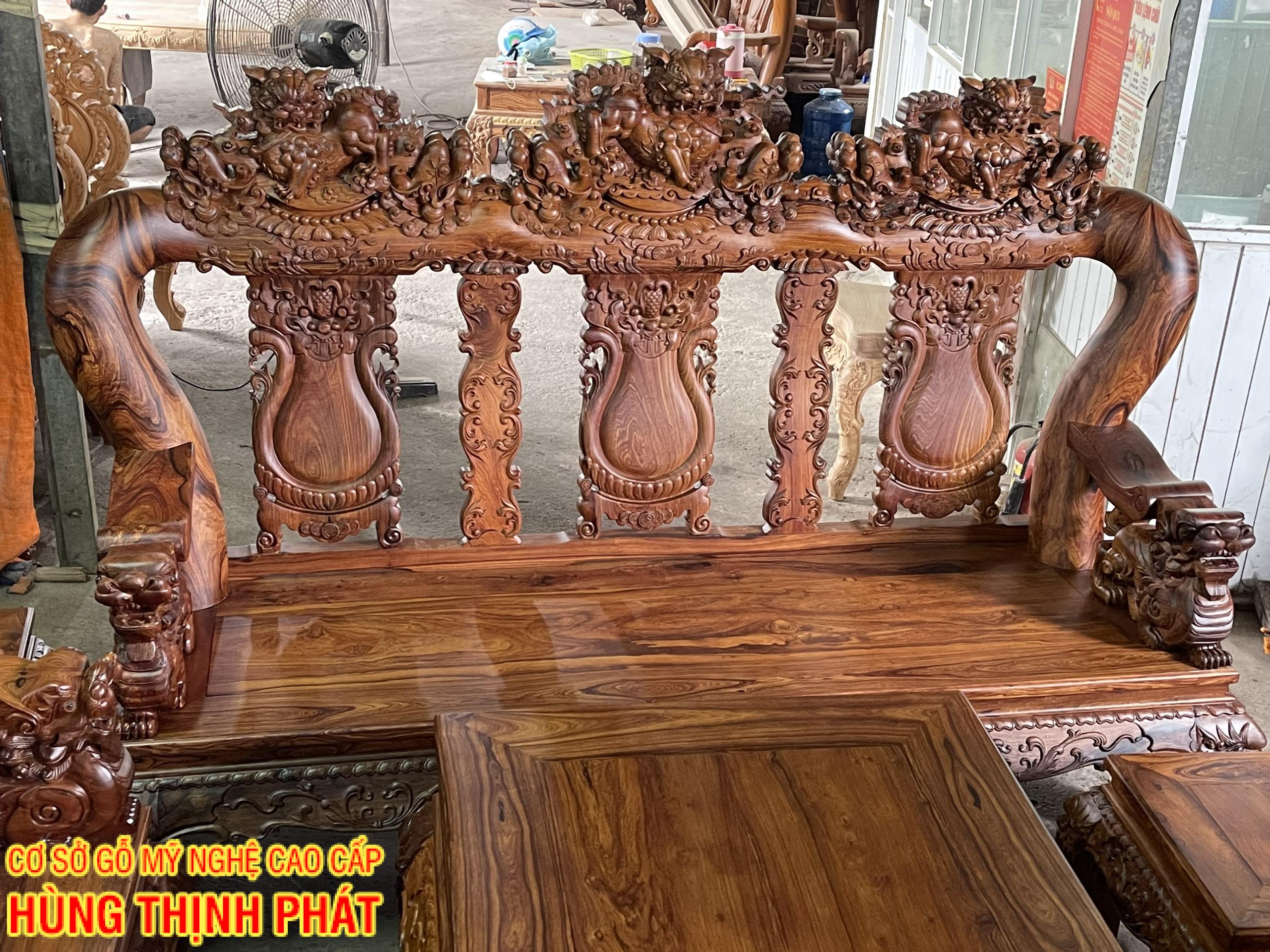 bàn ghế phòng khách gỗ Cẩm Lai mặt Long Khung Tranh