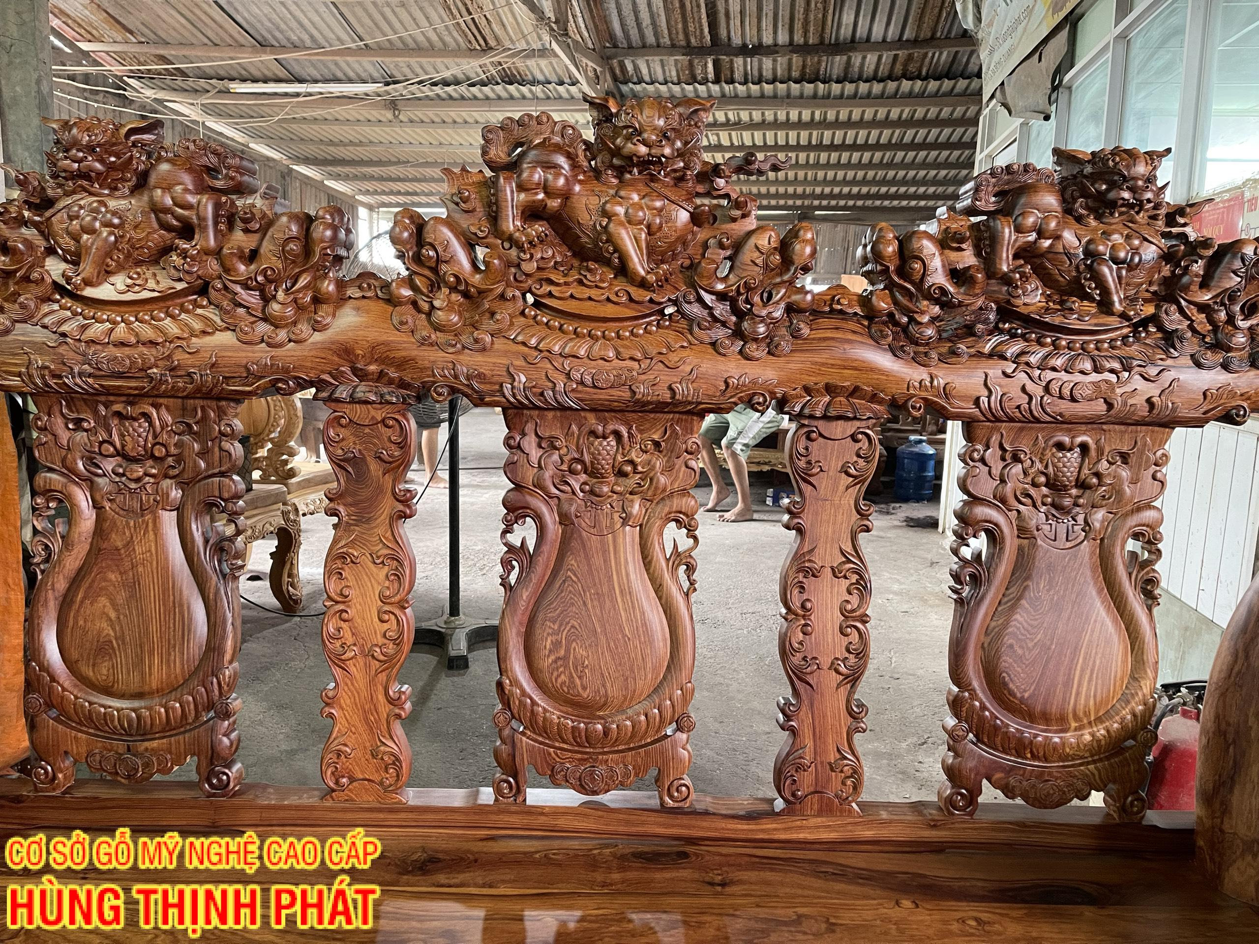 bàn ghế phòng khách gỗ Cẩm Lai mặt Long Khung Tranh