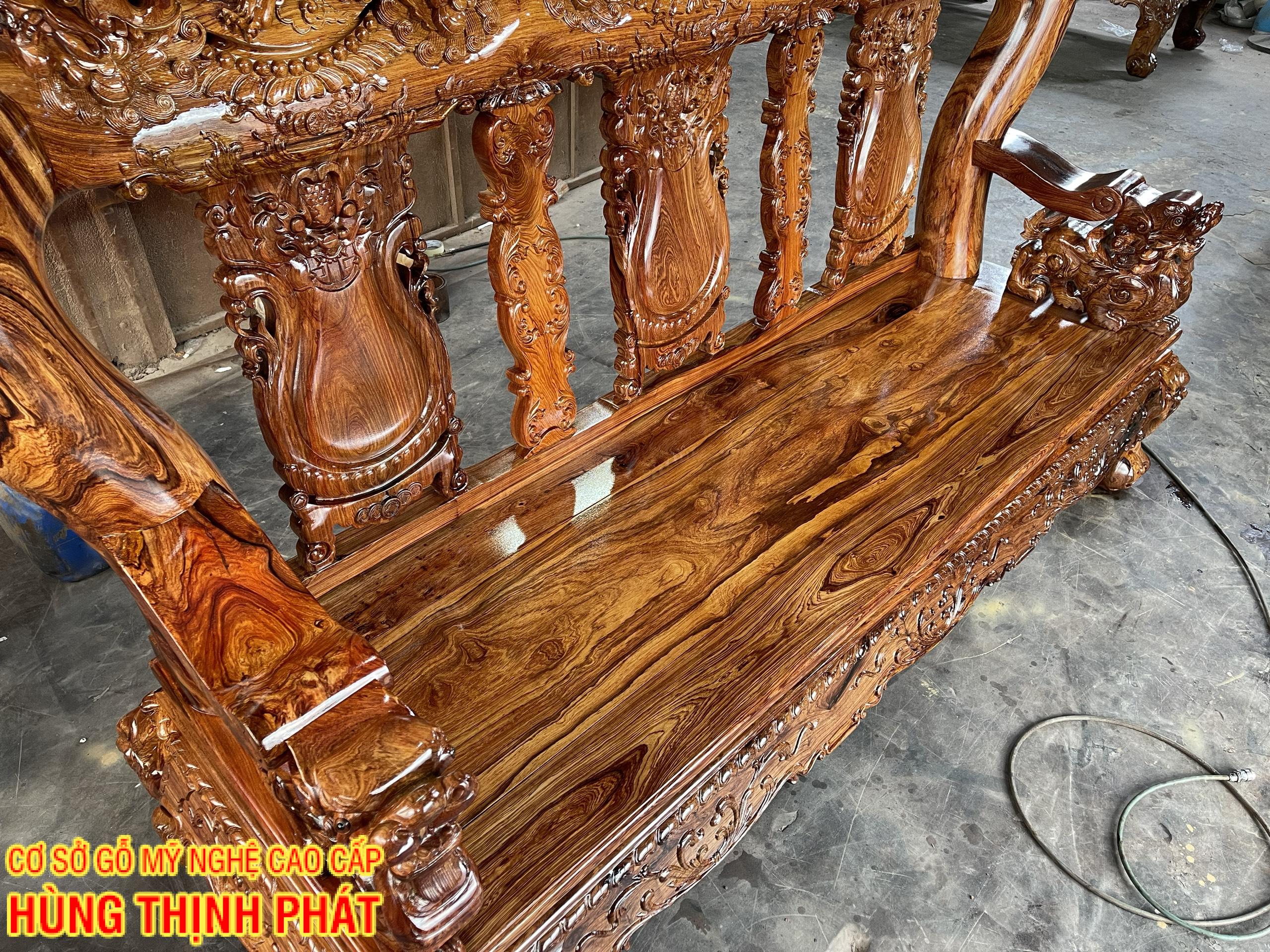 bàn ghế phòng khách gỗ Cẩm Lai mặt Long Khung Tranh