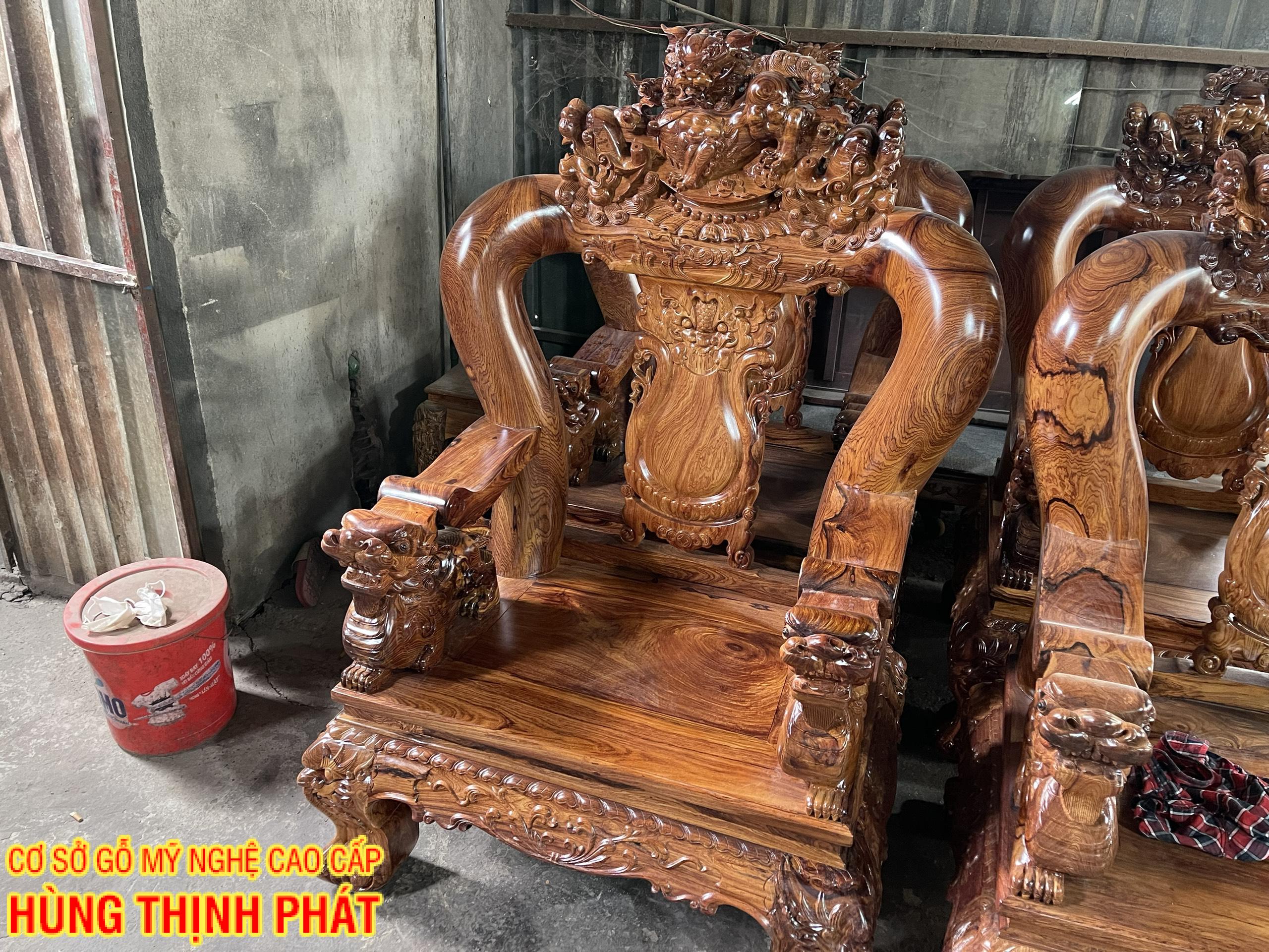bàn ghế phòng khách gỗ Cẩm Lai mặt Long Khung Tranh