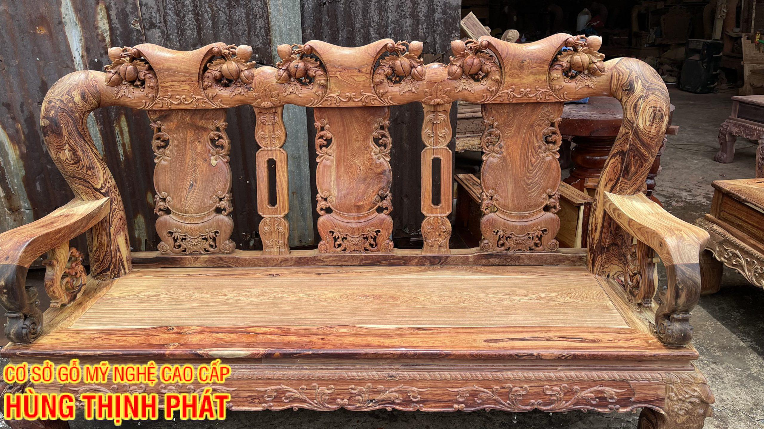 BỘ BÀN GHẾ CẨM LAI 10 MÓN ĐỤC ĐÀO 2 MẶT