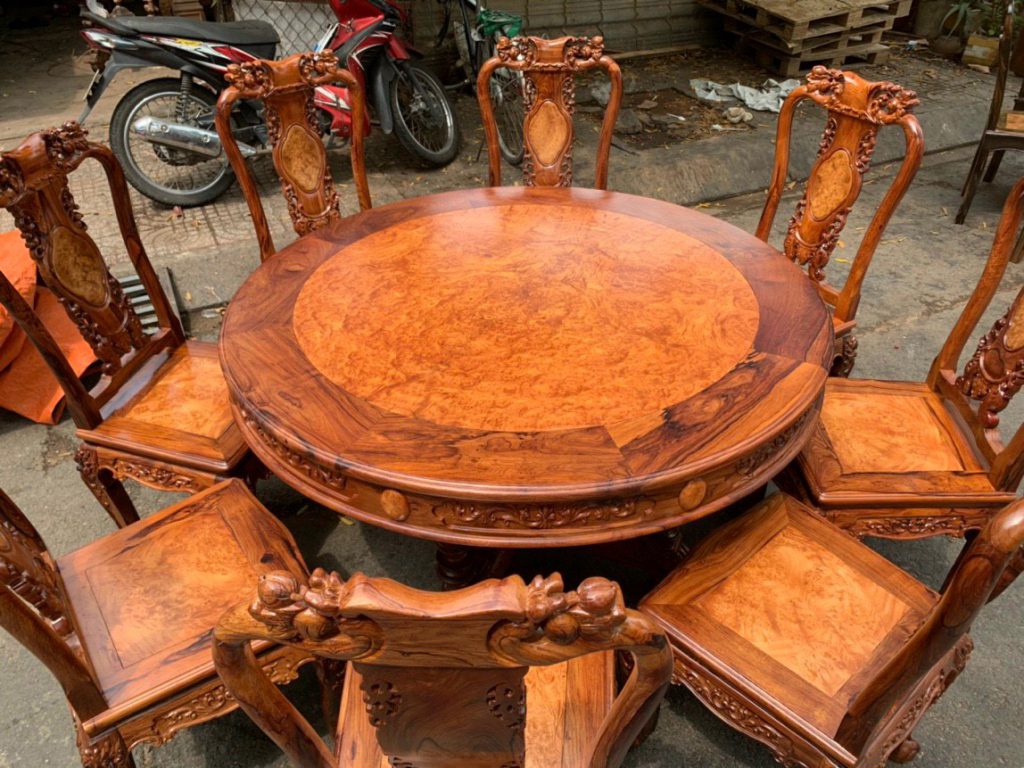 Ba mẫu Bàn ghế ăn gỗ Cẩm Lai tròn mặt gỗ Nu
