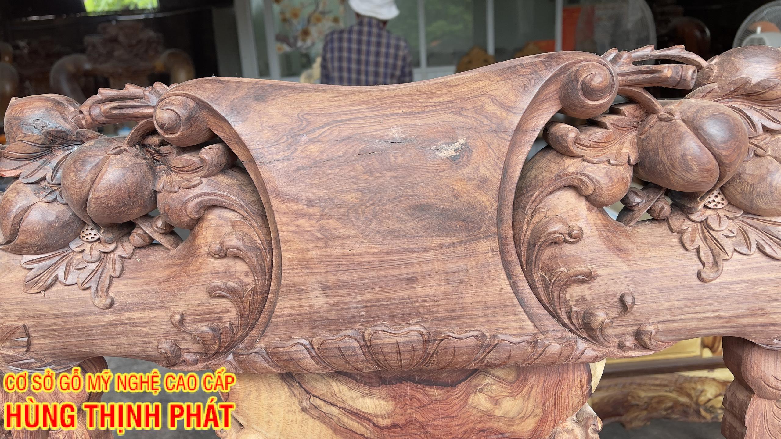 Bộ bàn ghế phòng khách gỗ Cẩm Phèo 6 món tay cột 12 mộc - Sự quý hiếm và độc đáo
