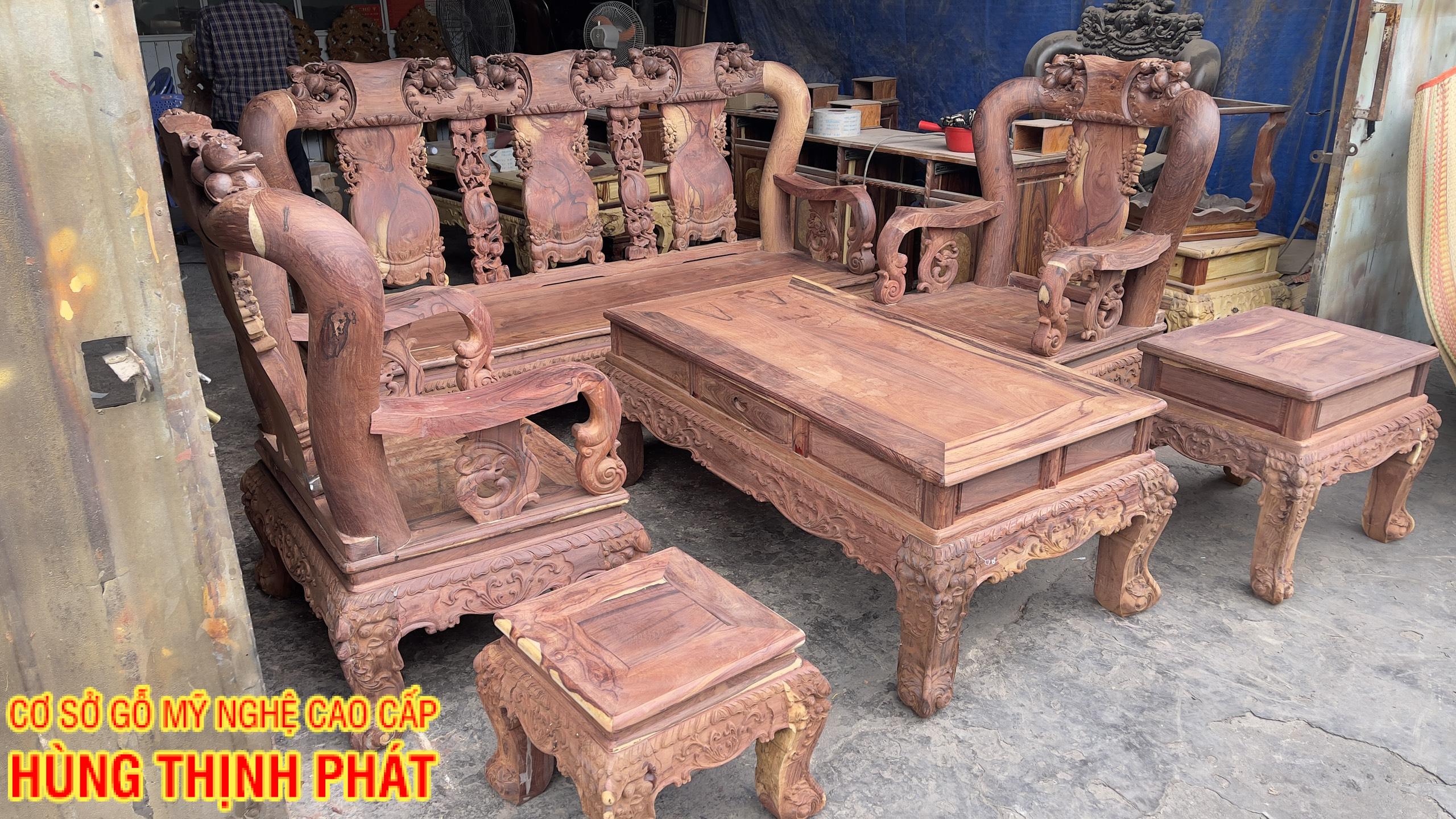 Bộ bàn ghế phòng khách gỗ Cẩm Phèo 6 món tay cột 12 mộc - Sự quý hiếm và độc đáo