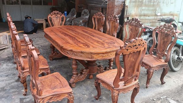 Bộ Bàn Ghế Ăn Gỗ Cẩm Lai Louis 11 Món – Đẳng Cấp Sang Trọng Cho Phòng Bếp Của Bạn