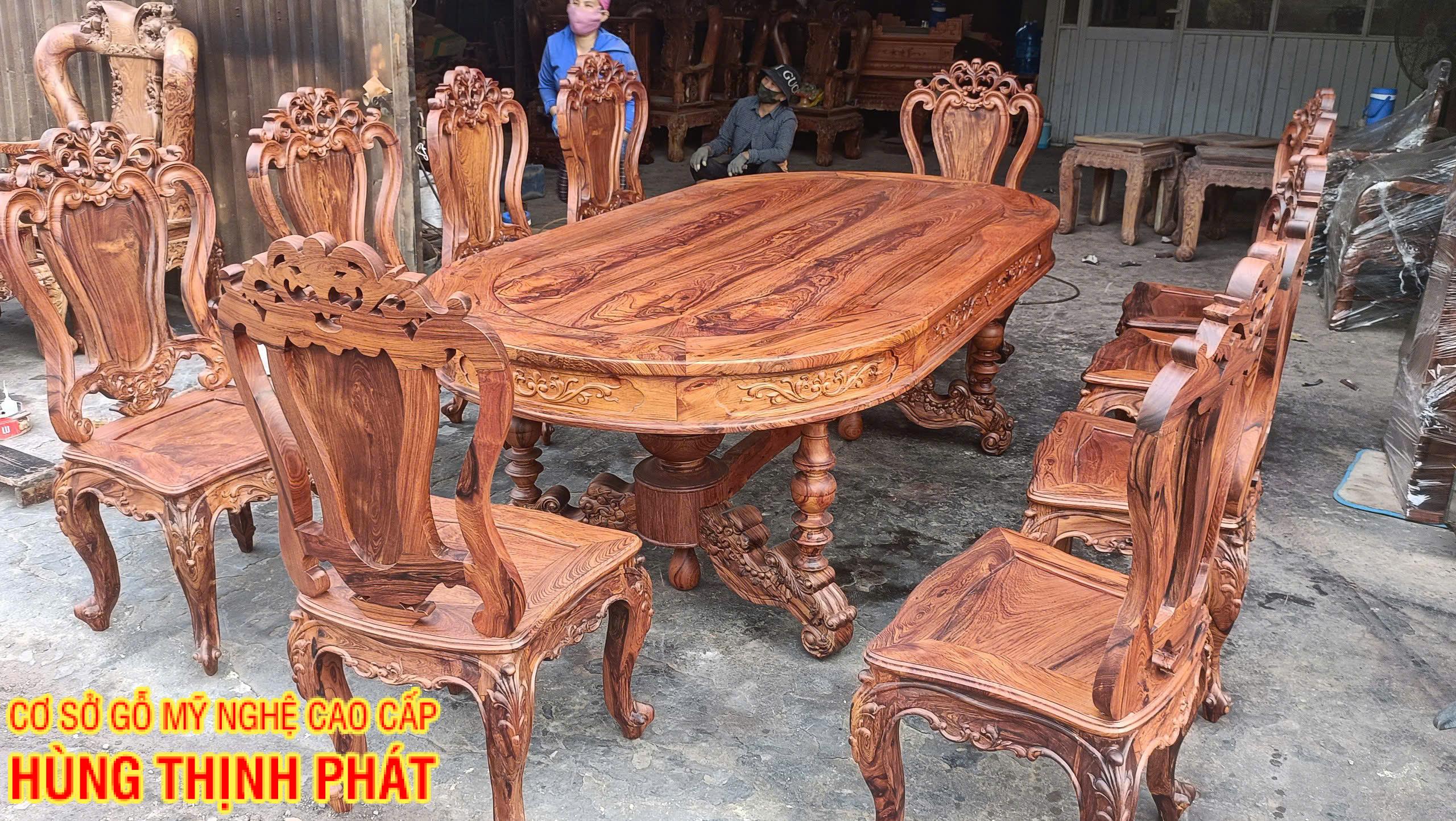 Bộ Bàn Ghế Ăn Gỗ Cẩm Lai Louis 11 Món – Đẳng Cấp Sang Trọng Cho Phòng Bếp Của Bạn