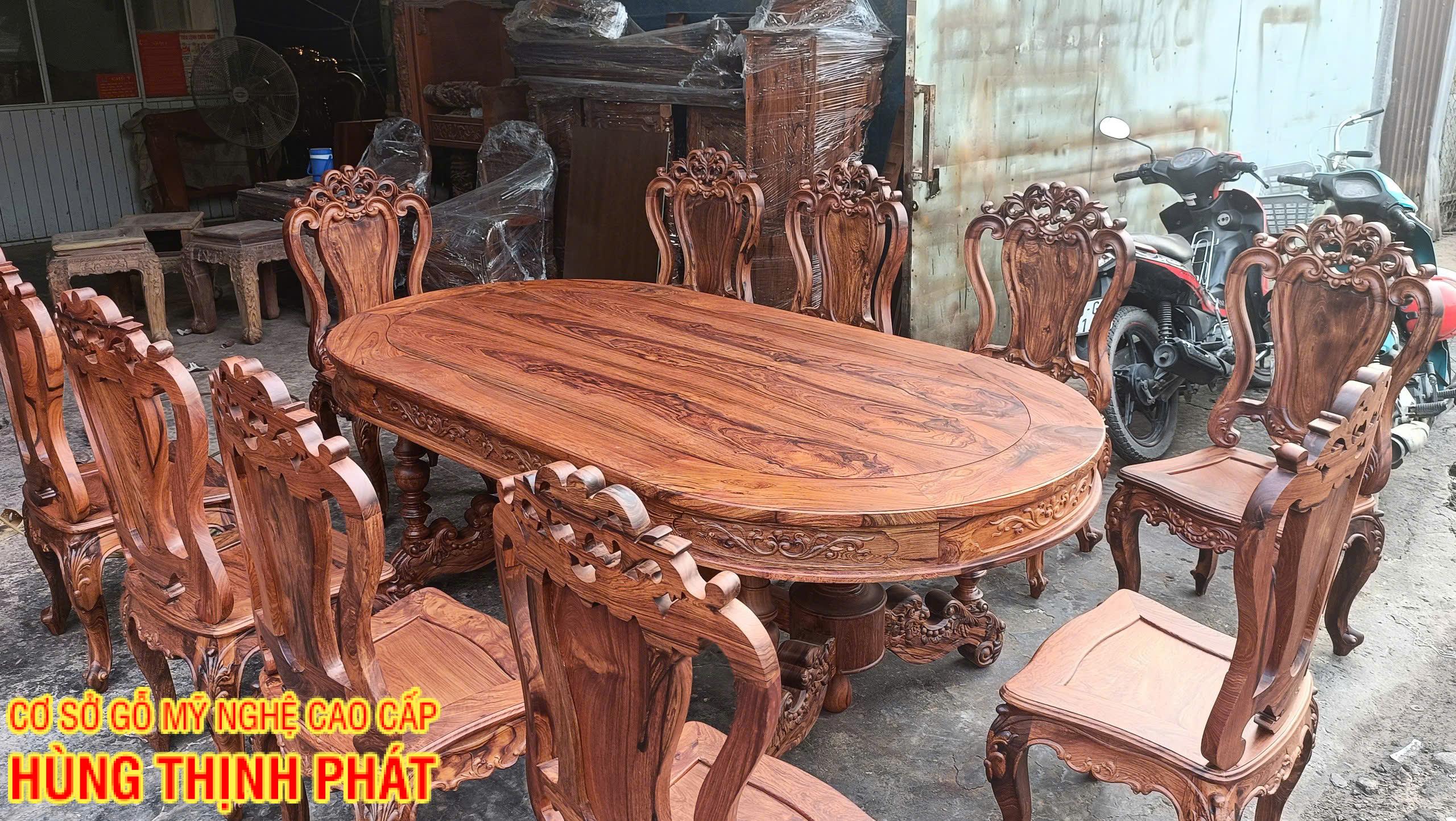 Bộ Bàn Ghế Ăn Gỗ Cẩm Lai Louis 11 Món – Đẳng Cấp Sang Trọng Cho Phòng Bếp Của Bạn