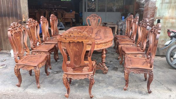 Bộ Bàn Ghế Ăn Gỗ Cẩm Lai Louis 11 Món – Đẳng Cấp Sang Trọng Cho Phòng Bếp Của Bạn