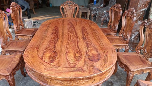 Bộ Bàn Ghế Ăn Gỗ Cẩm Lai Louis 11 Món – Đẳng Cấp Sang Trọng Cho Phòng Bếp Của Bạn