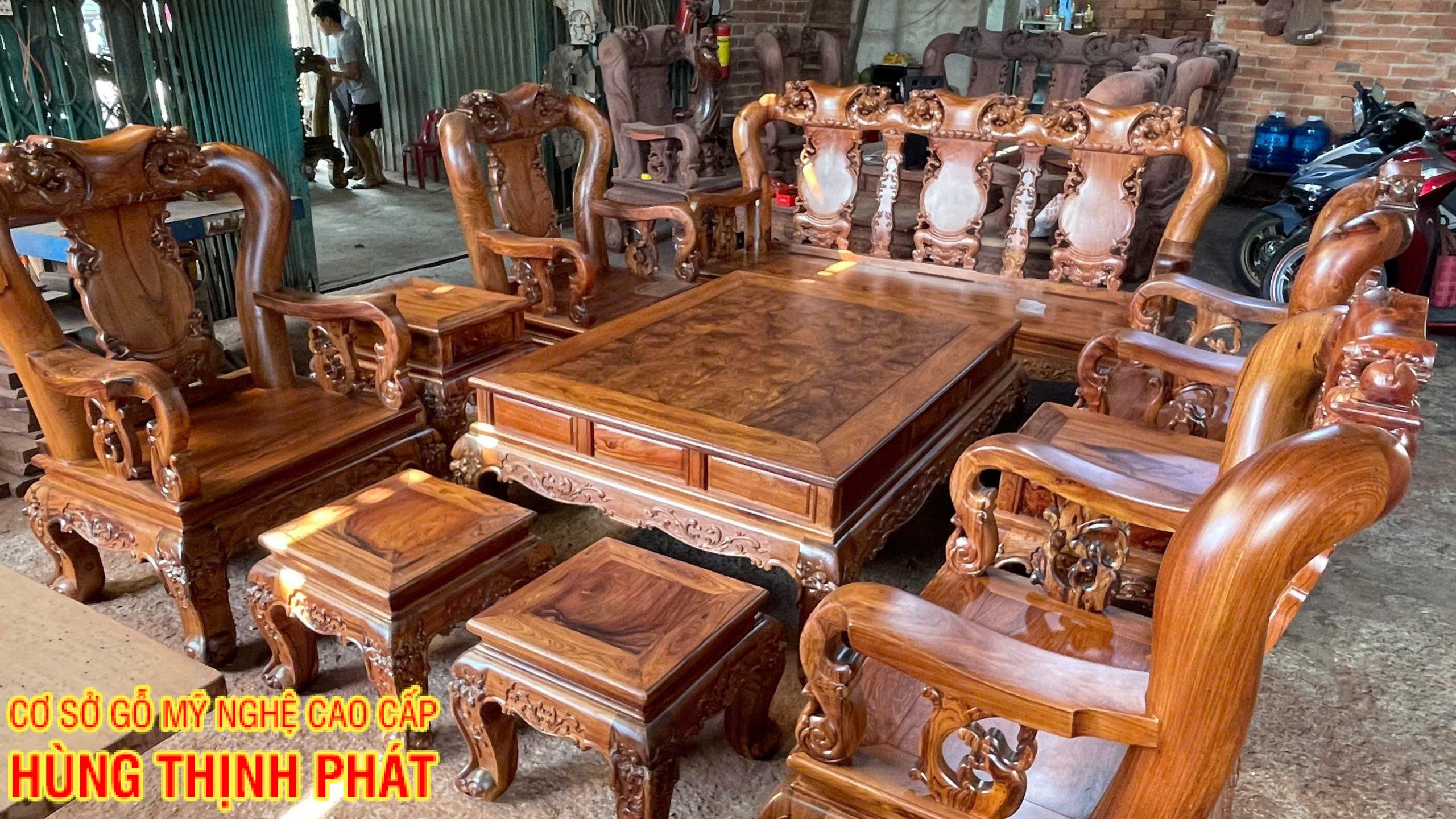 Bộ Bàn Ghế Triện Đào Tay 12 Gỗ Cẩm Lai – Nét Sang Trọng Bền Vững Cho Phòng Khách