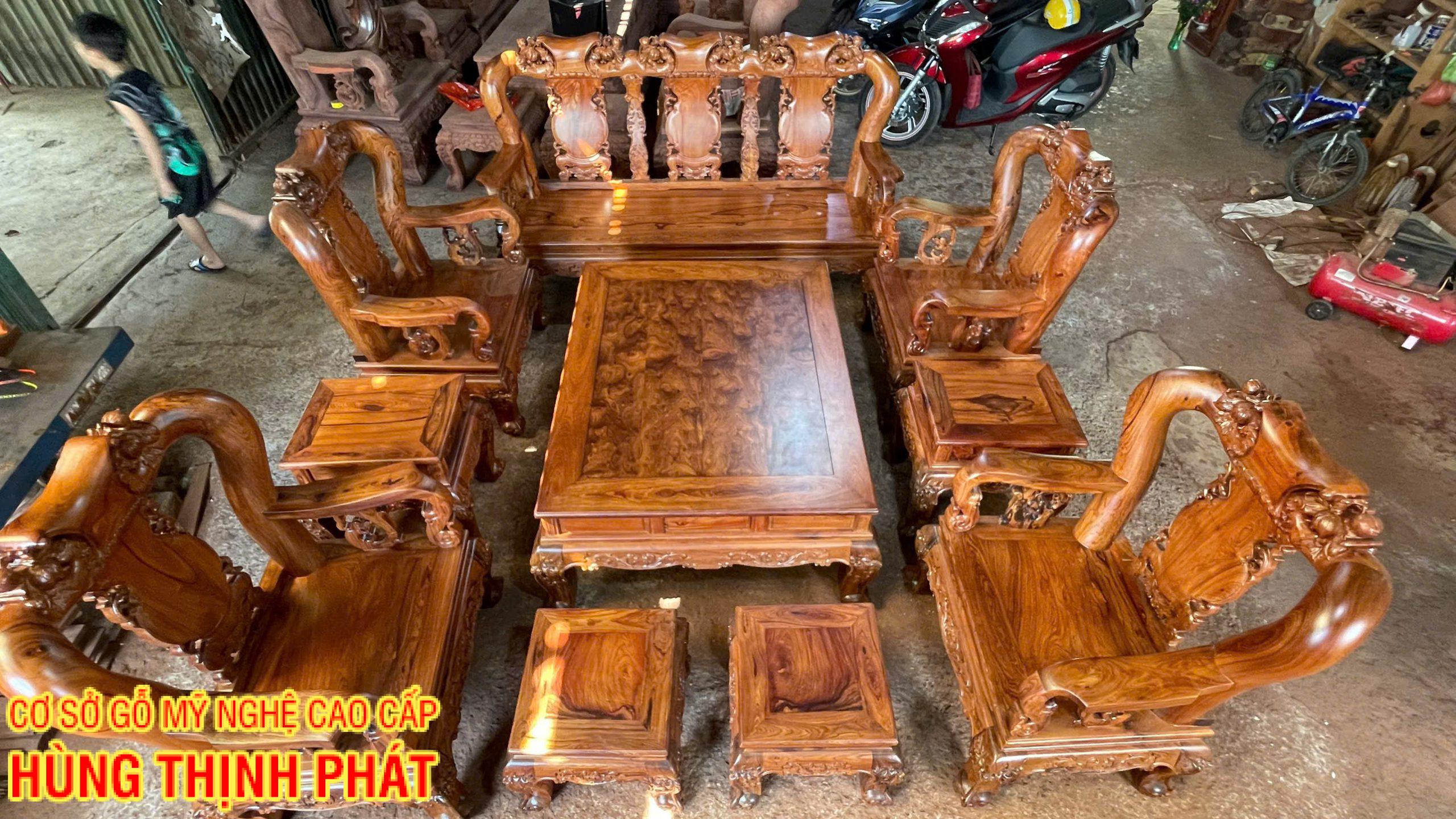 Bộ Bàn Ghế Triện Đào Tay 12 Gỗ Cẩm Lai – Nét Sang Trọng Bền Vững Cho Phòng Khách