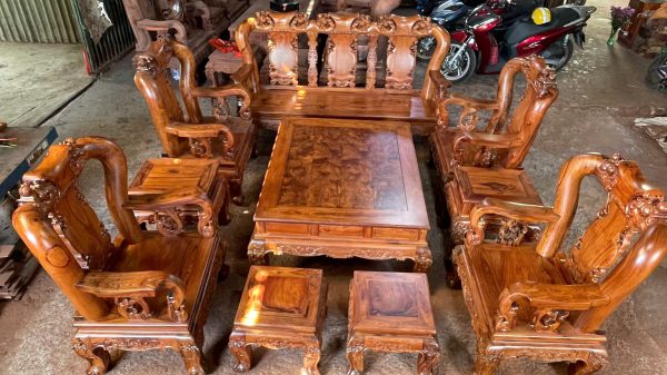 Bộ Bàn Ghế Triện Đào Tay 12 Gỗ Cẩm Lai – Nét Sang Trọng Bền Vững Cho Phòng Khách