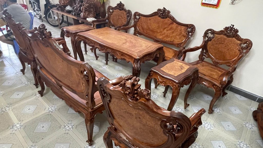 Bộ Bàn Ghế Louis Nu Gỗ Cẩm Lai 9 Món – Kiệt Tác Nội Thất Đẳng Cấp