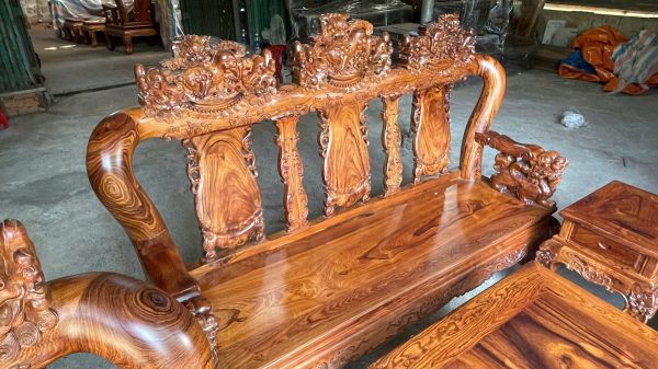 Bộ Bàn Ghế Phòng Khách Tay 12 – 6 Món Gỗ Cẩm Lai Đẹp Sang Trọng Cho Không Gian Từ 15–20m²
