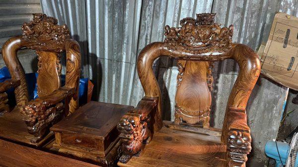 Bộ Bàn Ghế Phòng Khách Tay 12 – 6 Món Gỗ Cẩm Lai Đẹp Sang Trọng Cho Không Gian Từ 15–20m²