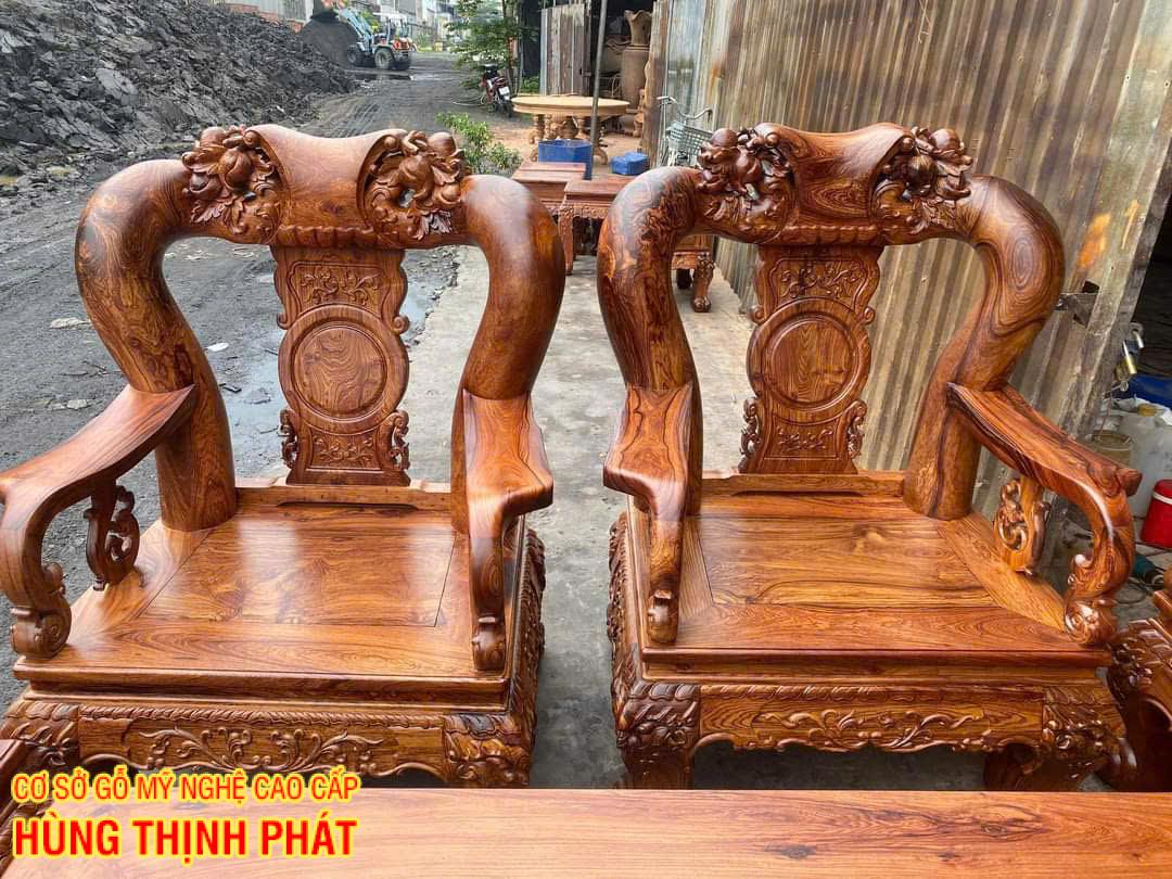 Bộ Bàn Ghế Chạm Đào Tay 16 Gỗ Cẩm Lai 10 Món