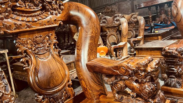 Bộ Bàn Ghế Gỗ Cẩm Lai 10 Món Tay 20 Đục Chạm Kỳ Lân