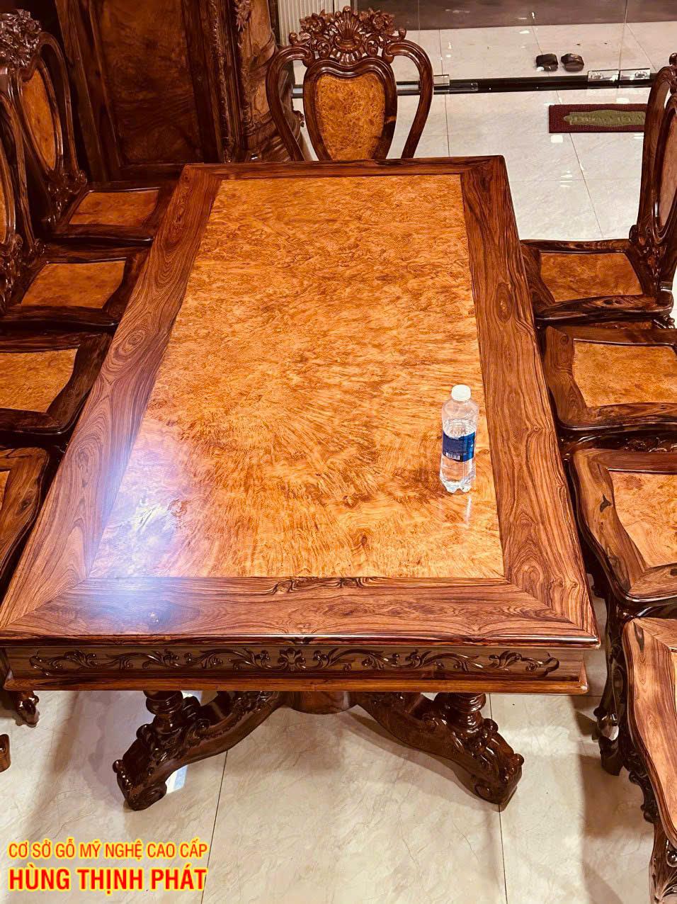 Bàn Ghế Ăn Gỗ Cẩm Lai Nu – Tuyệt Tác Nhật Bản Cho Không Gian Bếp Việt